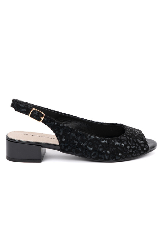 Juodi sandalai ant žemo kulno su...