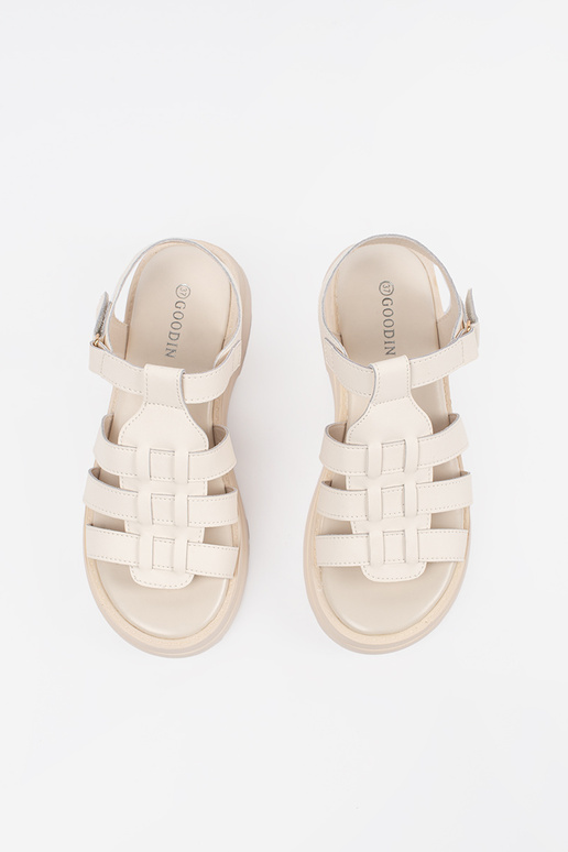 Smėlio spalvos sandalai su platforma