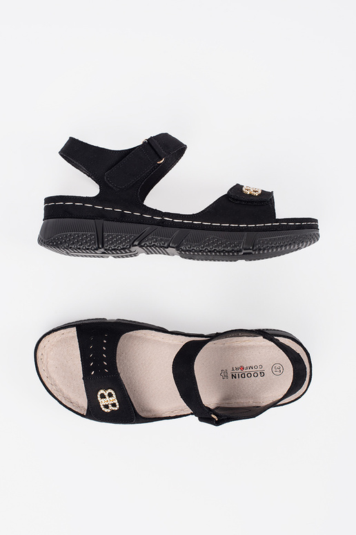 Juodos spalvos sandalai moterims