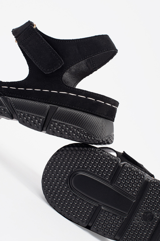 Juodos spalvos sandalai moterims