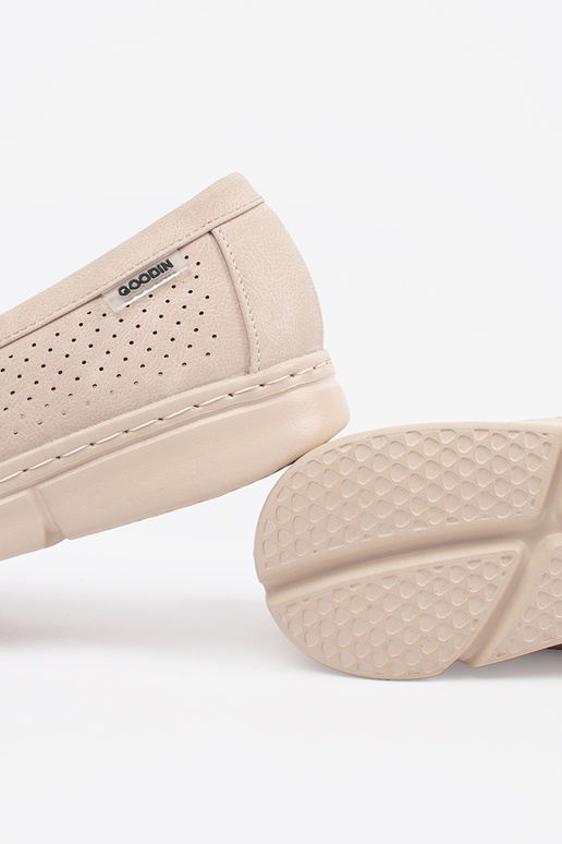 Moteriškos basutės su platforma...