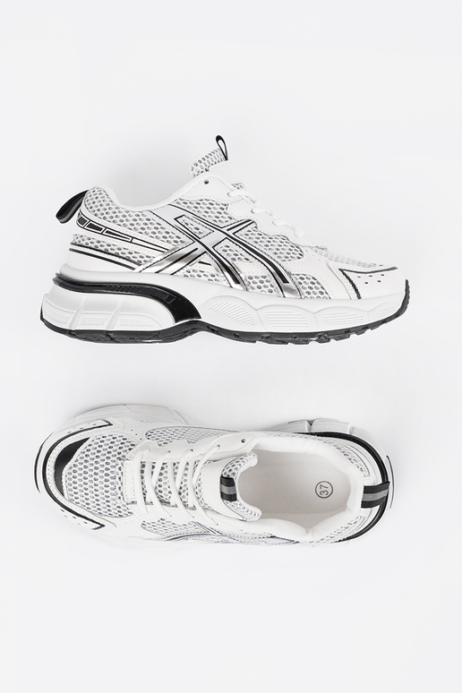 Moteriški balti-juodi sportiniai...