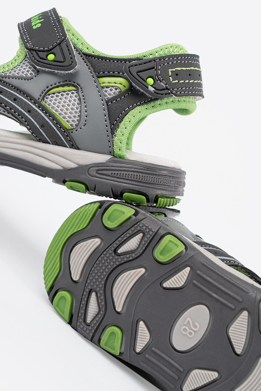 Pilkos spalvos berniukų sandalai