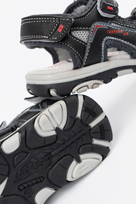 Juodos spalvos berniukų sandalai