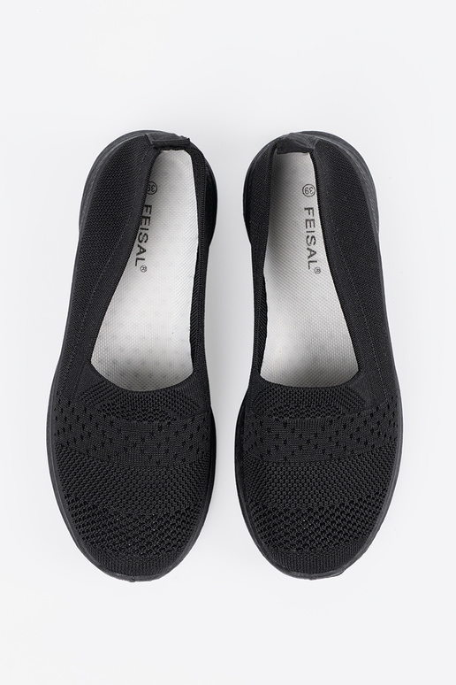 Juodos spalvos sportiniai batai...