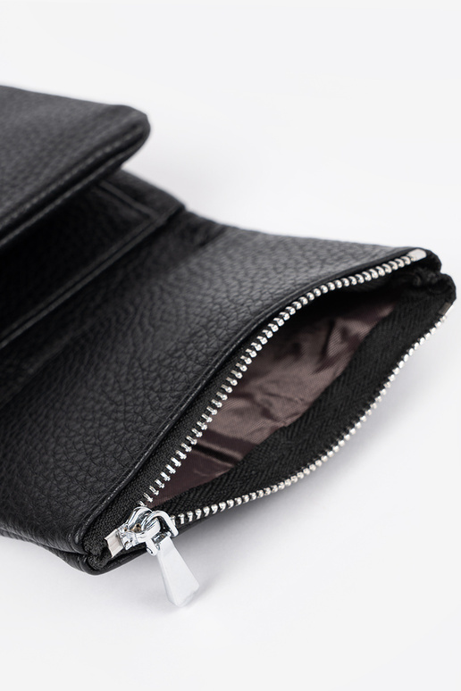 Juoda moteriška piniginė iš dirbtinės...