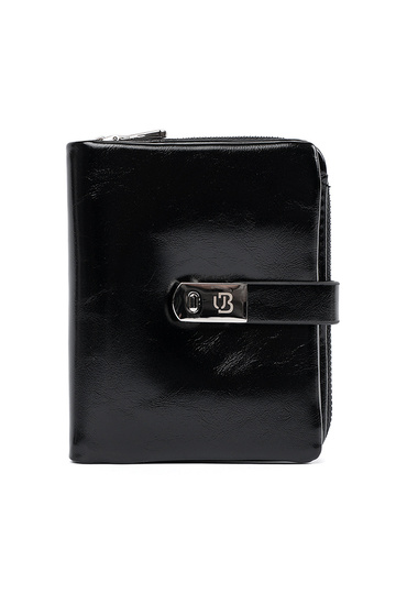 Juodos spalvos elegantiška...