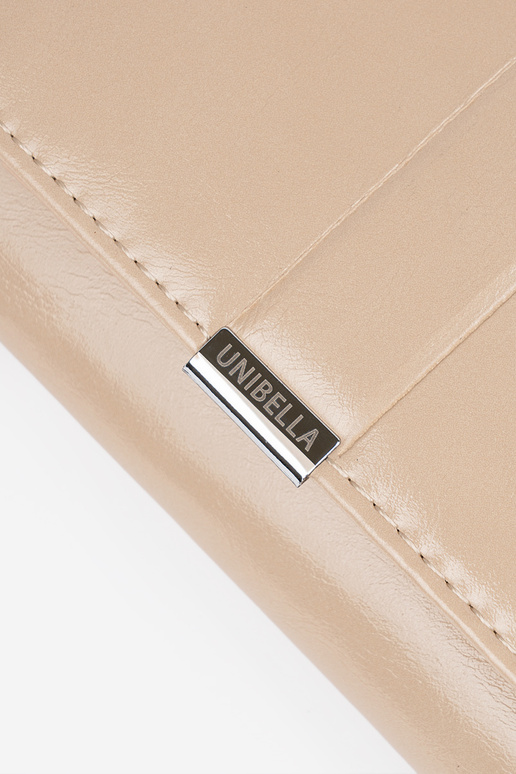 Smėlio spalvos moteriška piniginė iš... Smėlio spalvos moteriška piniginė iš...