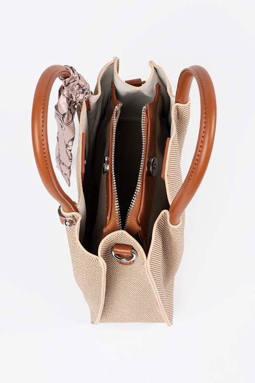 Ruda rankinė su skarele