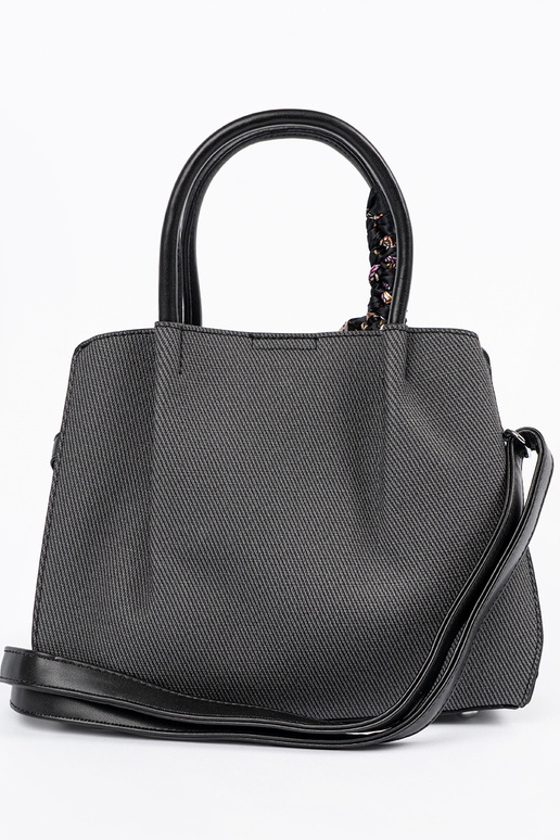 Juoda vidutinio dydžio rankinė su...