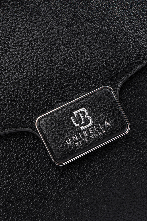 Juoda rankinė su rankena