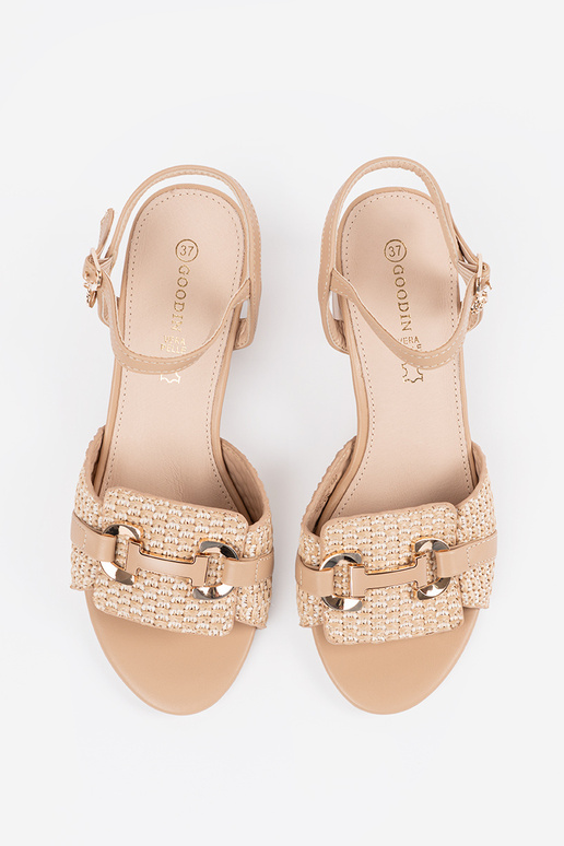 Moteriški smėlio spalvos sandalai ant...