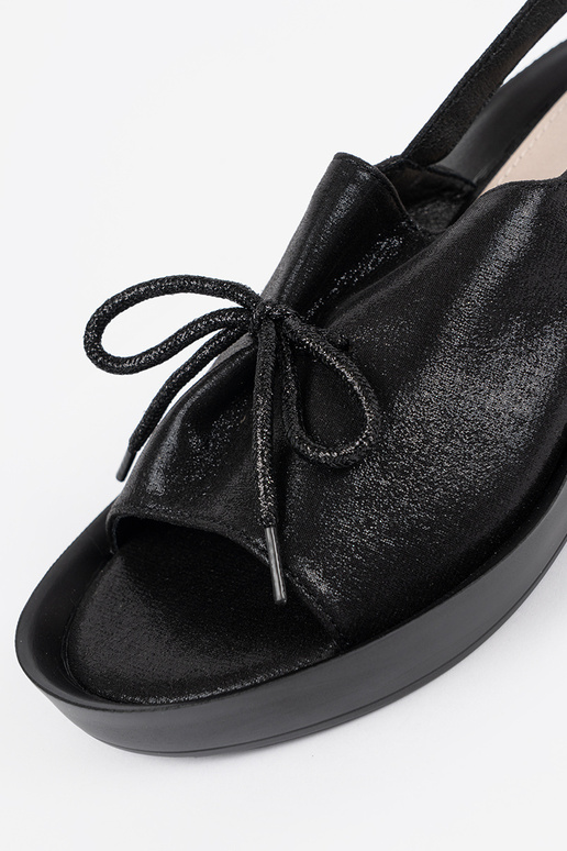 Juodi moteriški sandalai ant...