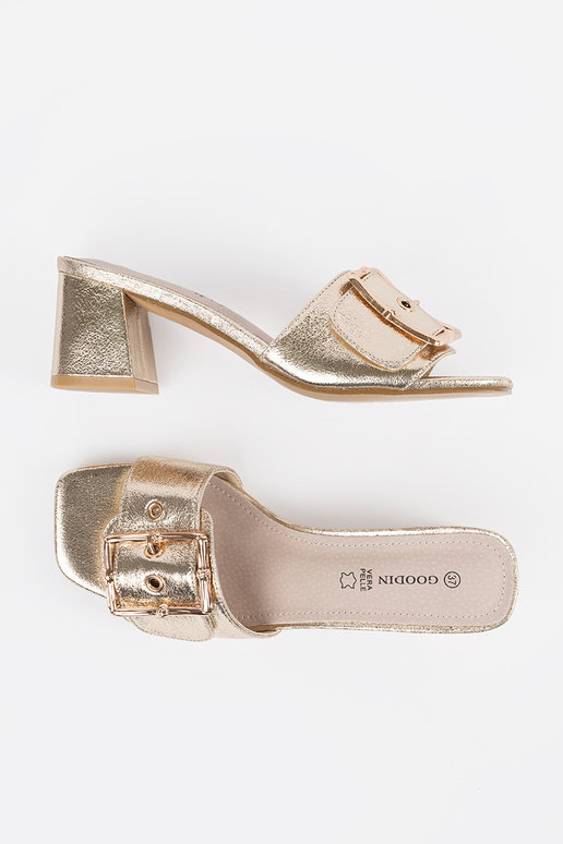 Moteriškos aukso spalvos šlepetės ant...