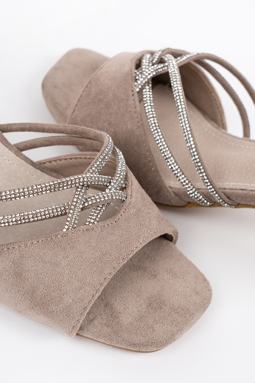 Smėlio spalvos zomšiniai moteriški...