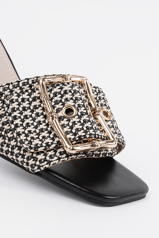 Moteriškos juodos-baltos šlepetės ant...