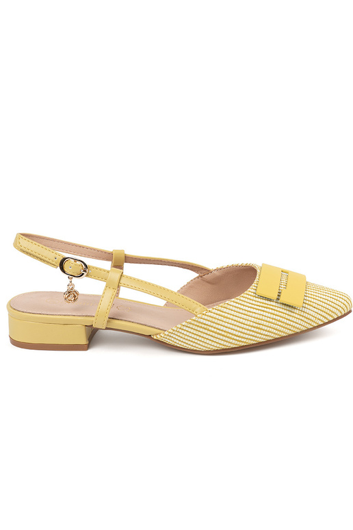 Moteriškos geltonos basutės su atviru...