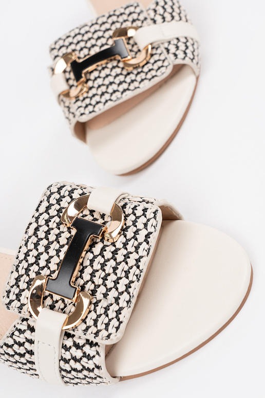 Moteriški balti sandalai ant...