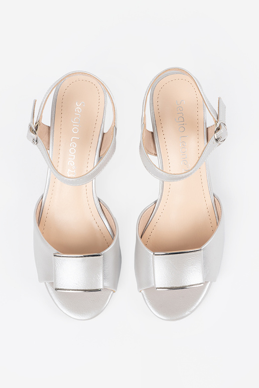 Aukso spalvos moteriški sandalai ant... Aukso spalvos moteriški sandalai ant...