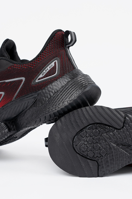 Juodos ir-Raudona sportiniai batai