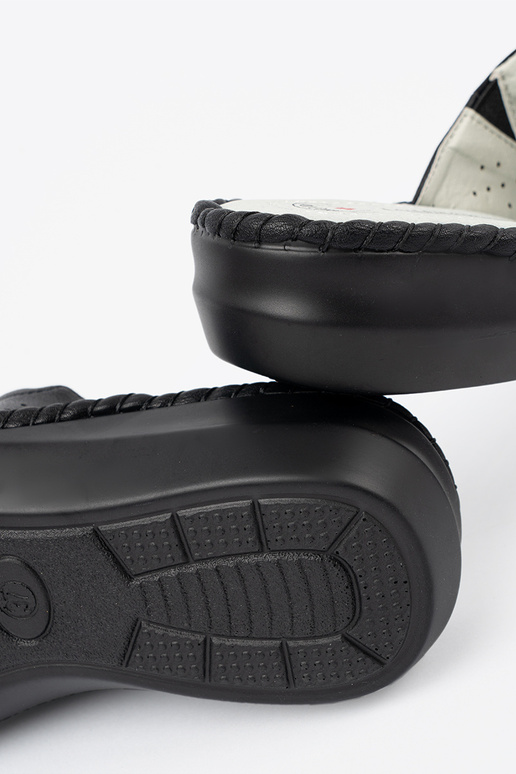 Šlepetės su odiniais įdėklais juodos...