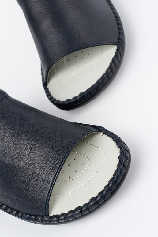 Moteriškos šlepetės su odiniais...