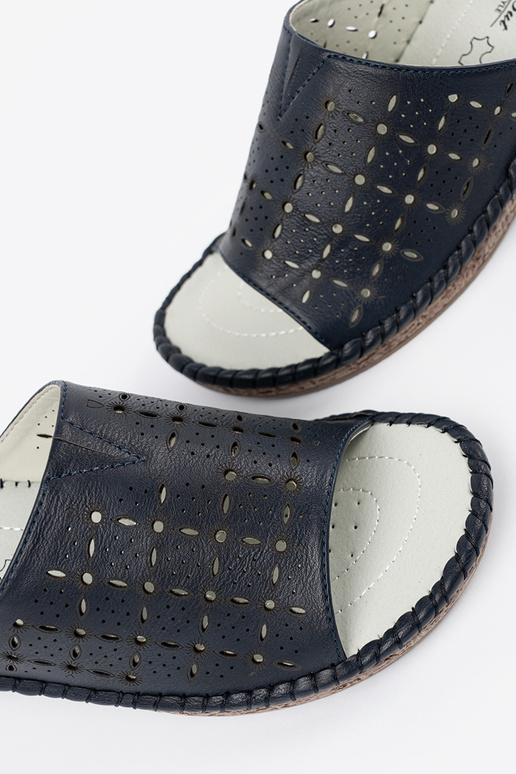 Moteriškos šlepetės ant platformos...