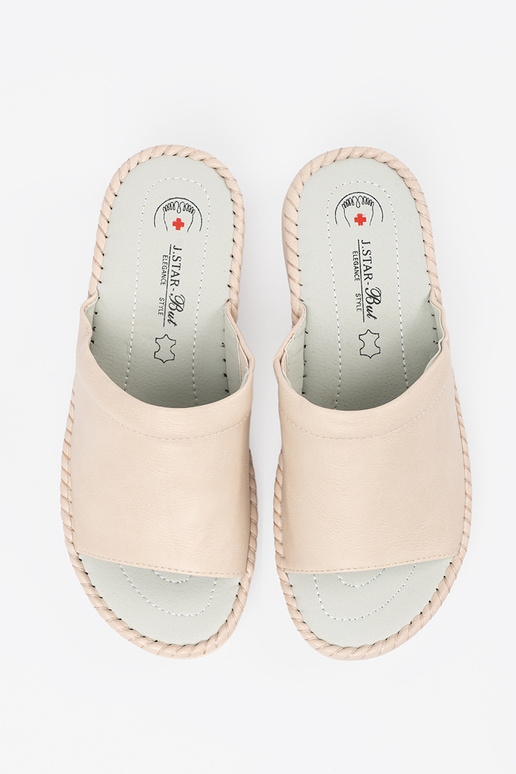 Šlepetės su odiniais įdėklais...