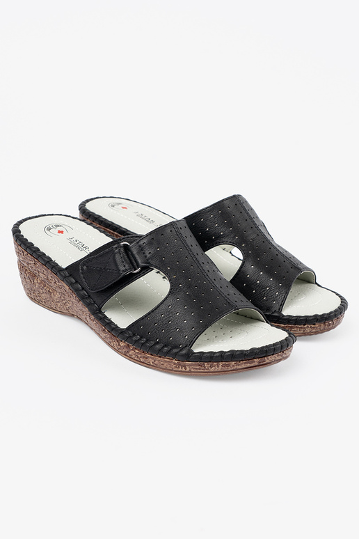 Šlepetės ant platformos su išpjovomis...