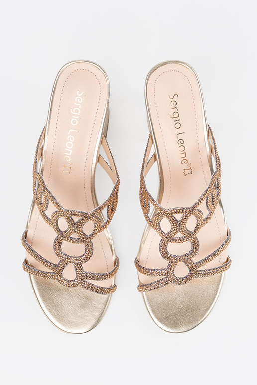 Aukso spalvos šlepetės ant kulno,...