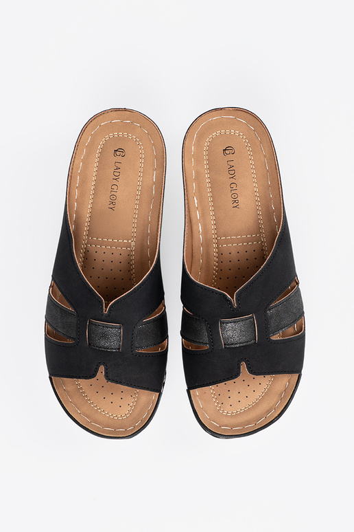 Moteriškos šlepetės juodos spalvos