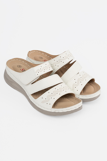 Šlepetės ant žemos... 2