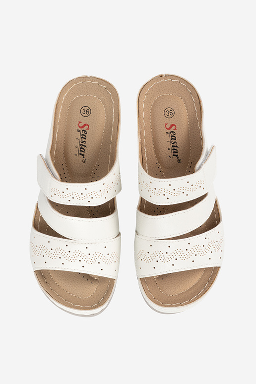 Šlepetės ant žemos platformos baltos...