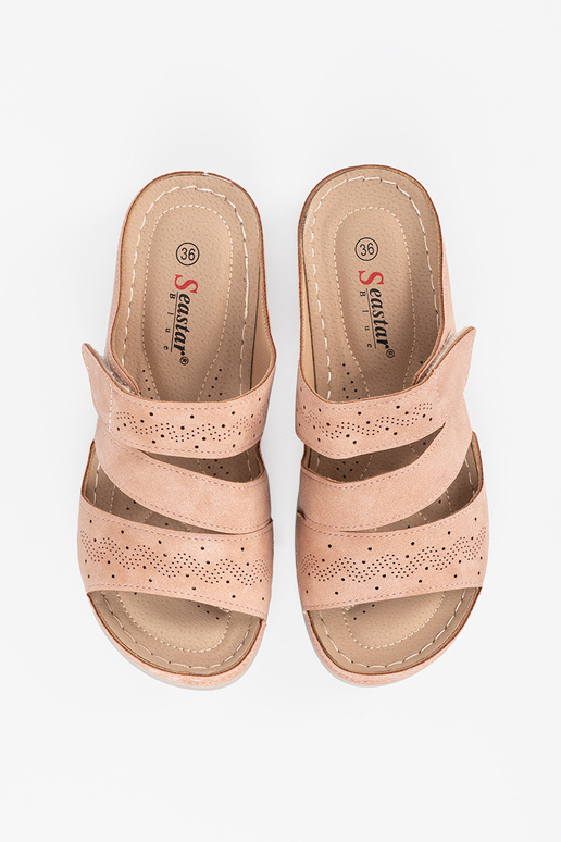 Šlepetės ant žemos platformos rožinės...