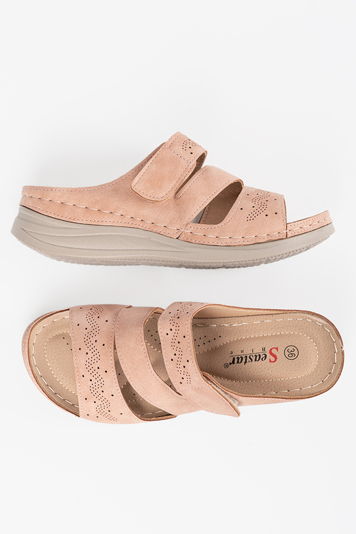 Šlepetės ant žemos platformos rožinės...