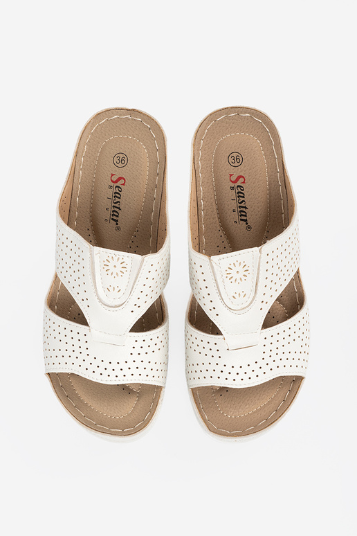 Patogūs šlepetės su įrangais baltos...