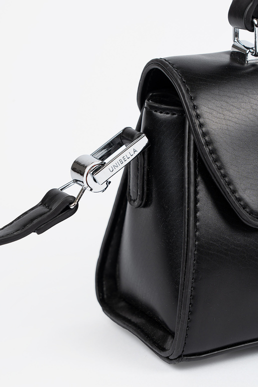 Balta elegantiška maža rankinė