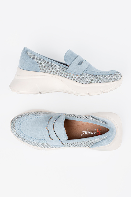 mėlynos spalvos pusbačiai ant storo pado