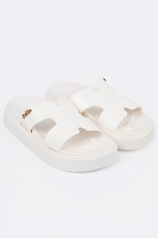 Šlepetės moterų baltos spalvos su... Šlepetės moterų baltos spalvos su...