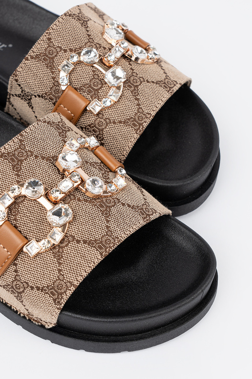 Juodos ir-rudos spalvos Šlepetės Juodos ir-rudos spalvos Šlepetės