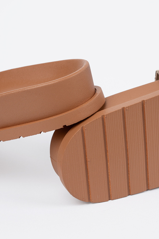 rudos spalvos Šlepetės ze zdobieniem