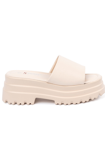 Šlepetės su platforma...