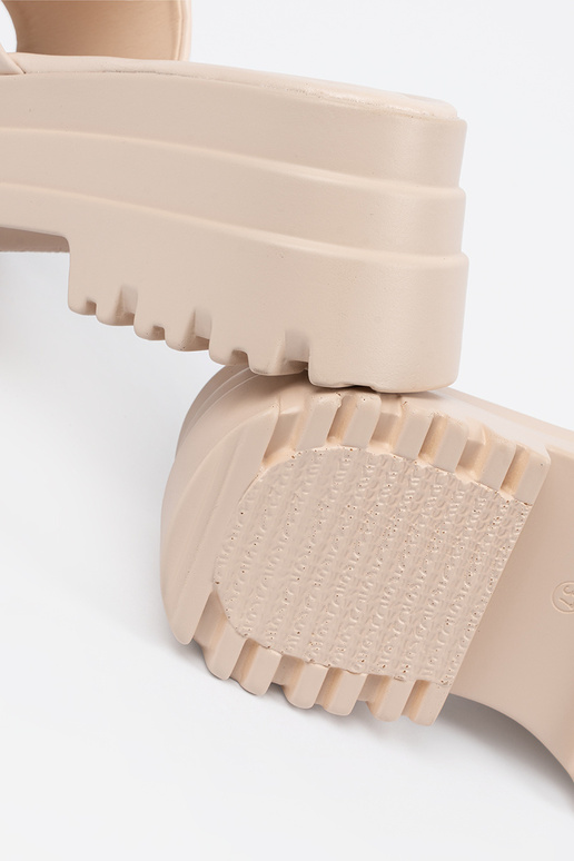 Šlepetės su platforma ryškiaismėlio... Šlepetės su platforma ryškiaismėlio...