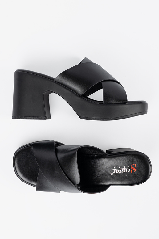 juodos spalvos Šlepetės ant kulno