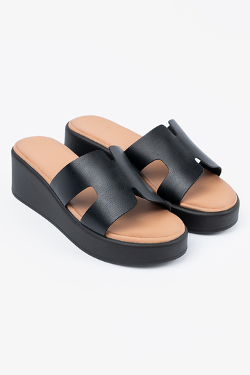 Juodos spalvos moteriškos... 2