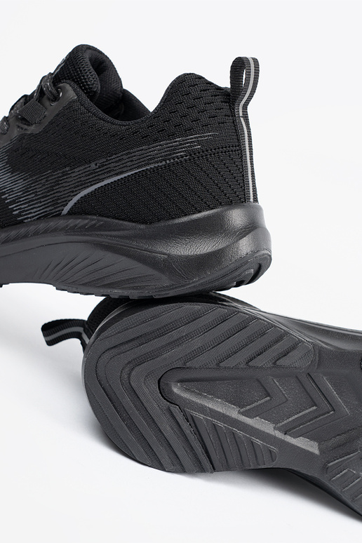 Juodos spalvos lengvi vyrų sporto batai