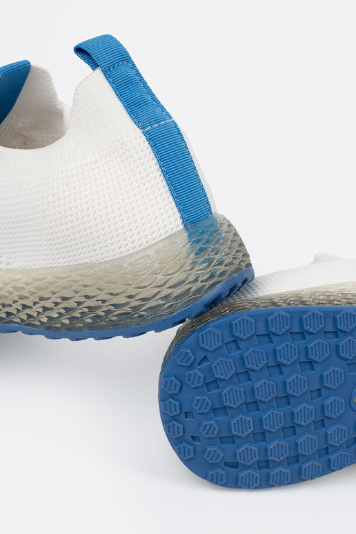 baltos spalvos sportiniai batai z... baltos spalvos sportiniai batai z...