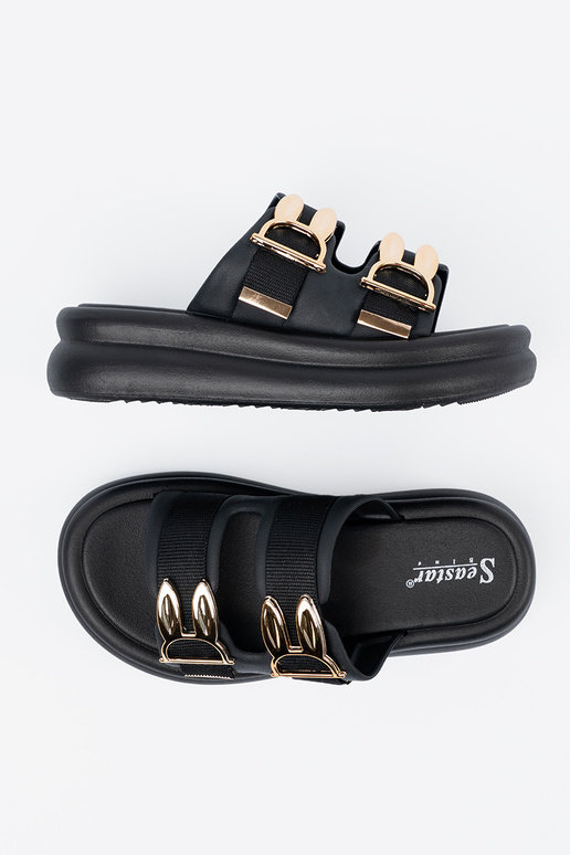 Auksinėmis sagtimis puoštos šlepetės...