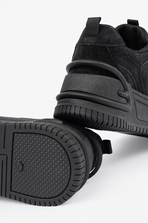 Juodi moteriški laisvalaikio batai su... Juodi moteriški laisvalaikio batai su...