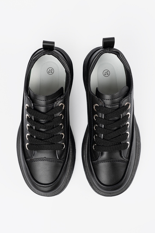 Juodi laisvalaikio batai su platforma